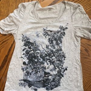 Women’s embellished tee Size L